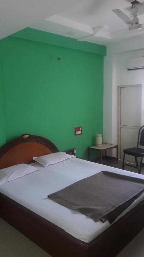 Hotel Sahara Palace Bhuj Exterior photo