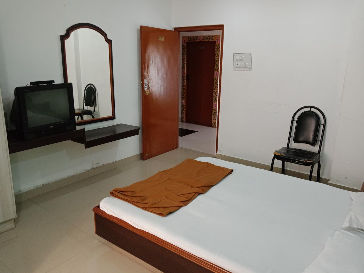 Hotel Sahara Palace Bhuj Exterior photo